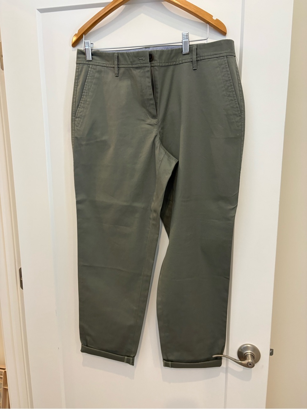 Talbots Olive Green Cropped Chino Pants